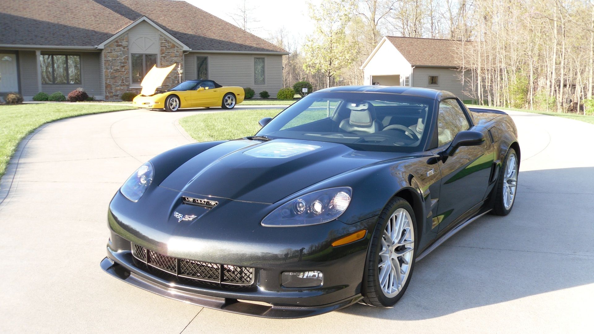 2012AnnvZR1Vette.jpg